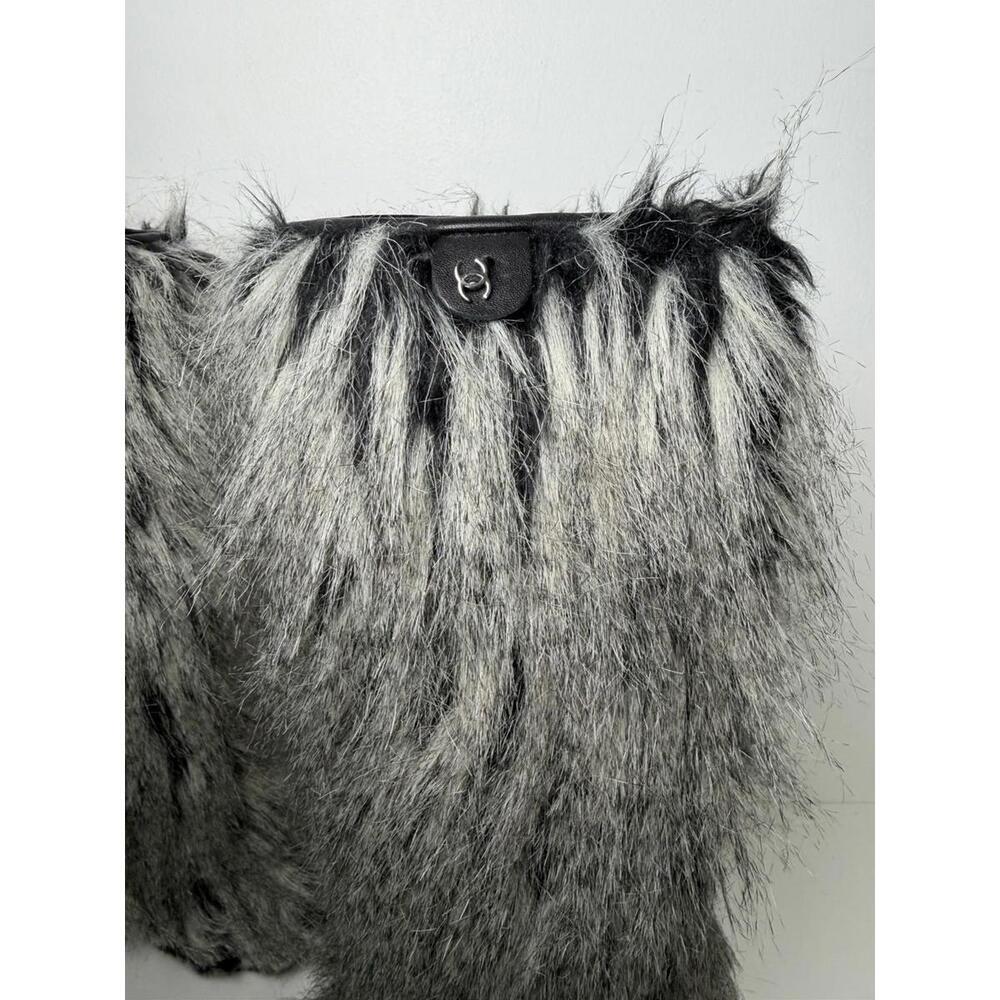 Chanel Faux Fur Knee High Boots Sz 38.5 Italy Sculpted Heel RARE - Picture 5 of 11